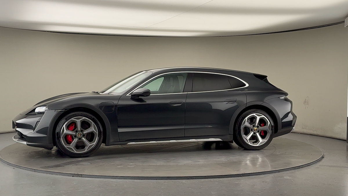 Used Porsche Taycan 2022 for sale - 76740955: Photo 30