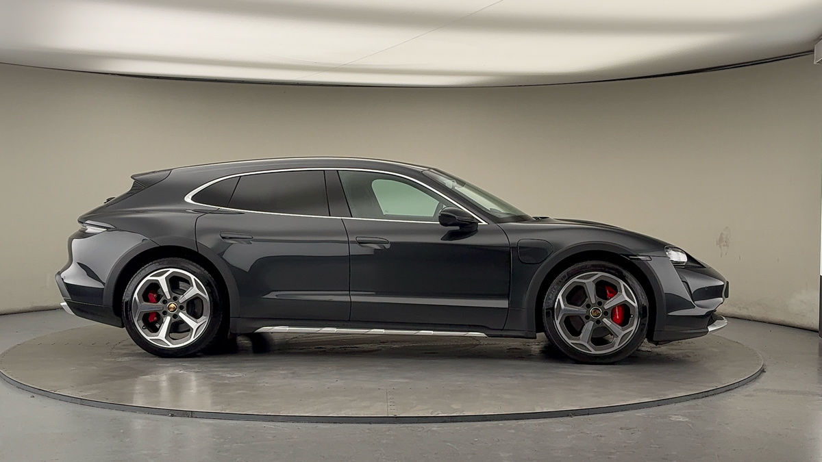 Used Porsche Taycan 2022 for sale - 76740955: Photo 38