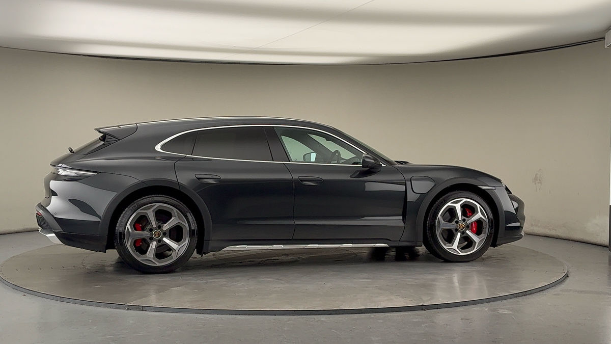 Used Porsche Taycan 2022 for sale - 76740955: Photo 39