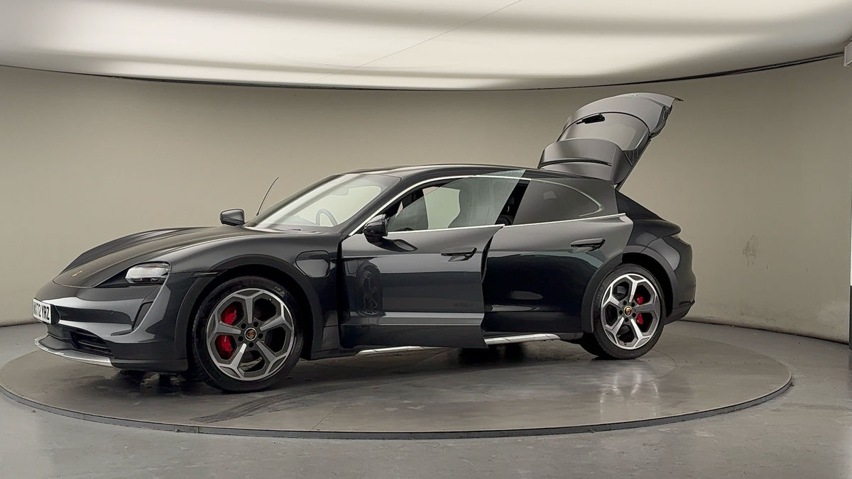 Used Porsche Taycan 2022 for sale - 76740955: Photo 50