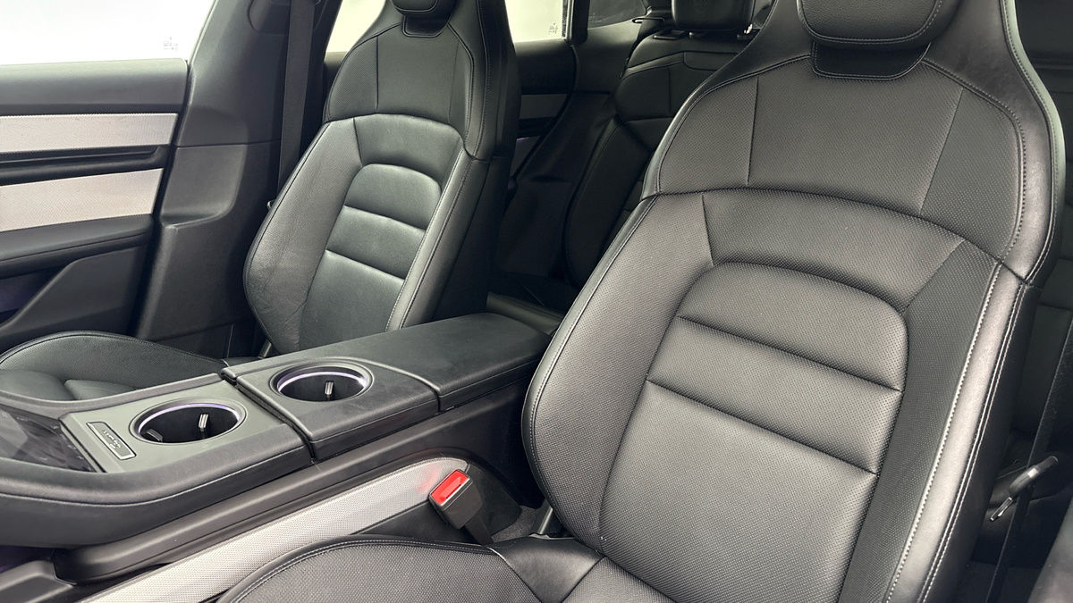 Used Porsche Taycan 2022 for sale - 76740955: Photo 8