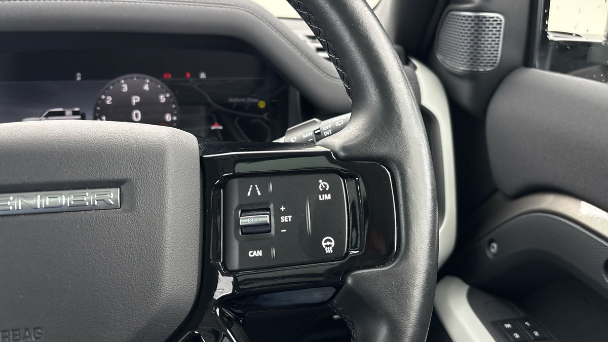 Used Land Rover Defender 2023 for sale - 77264198: Photo 14