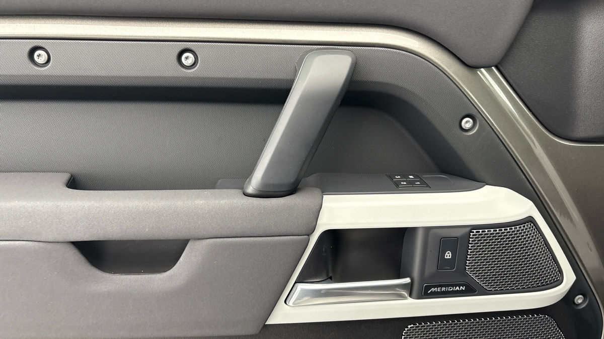 Used Land Rover Defender 2023 for sale - 77264198: Photo 19