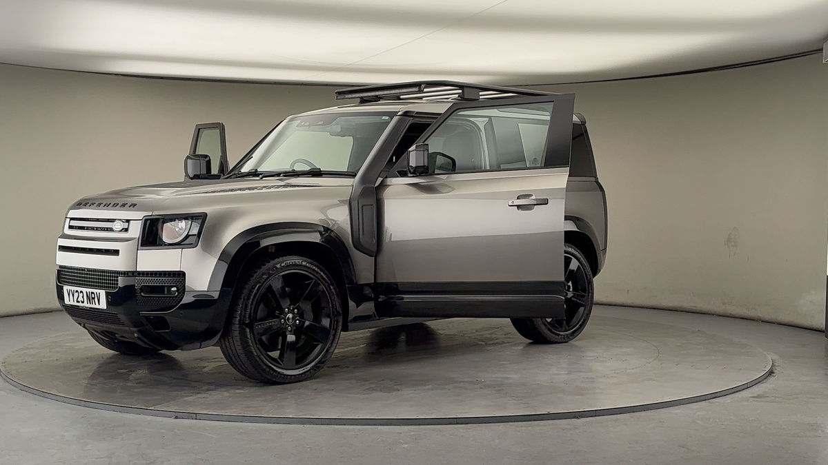 Used Land Rover Defender 2023 for sale - 77264198: Photo 22