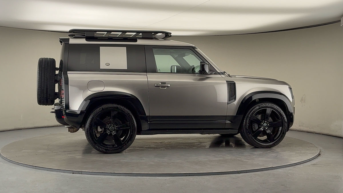 Used Land Rover Defender 2023 for sale - 77264198: Photo 38