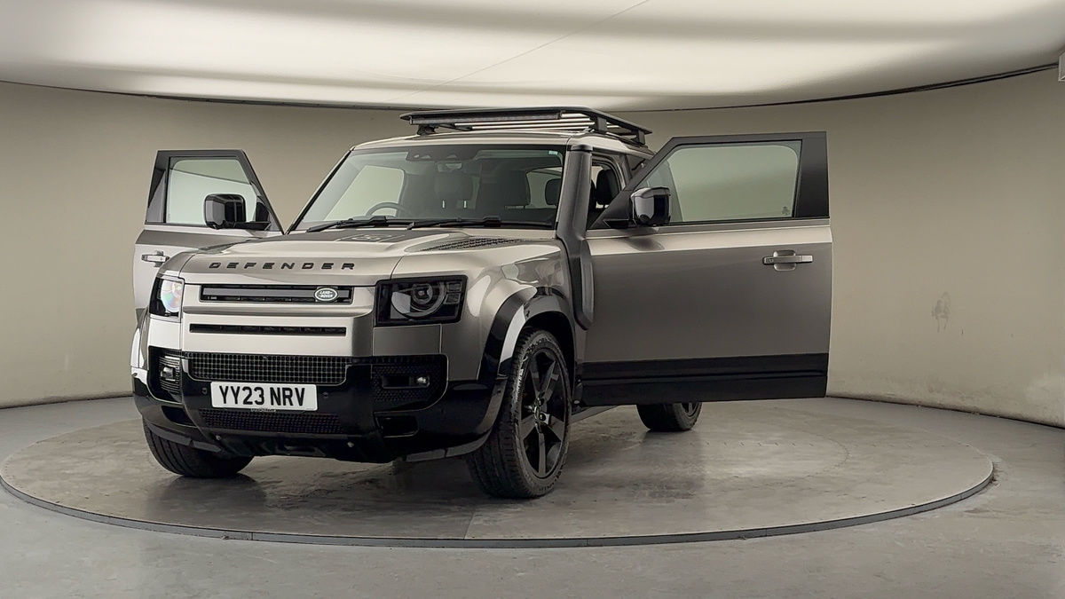 Used Land Rover Defender 2023 for sale - 77264198: Photo 51