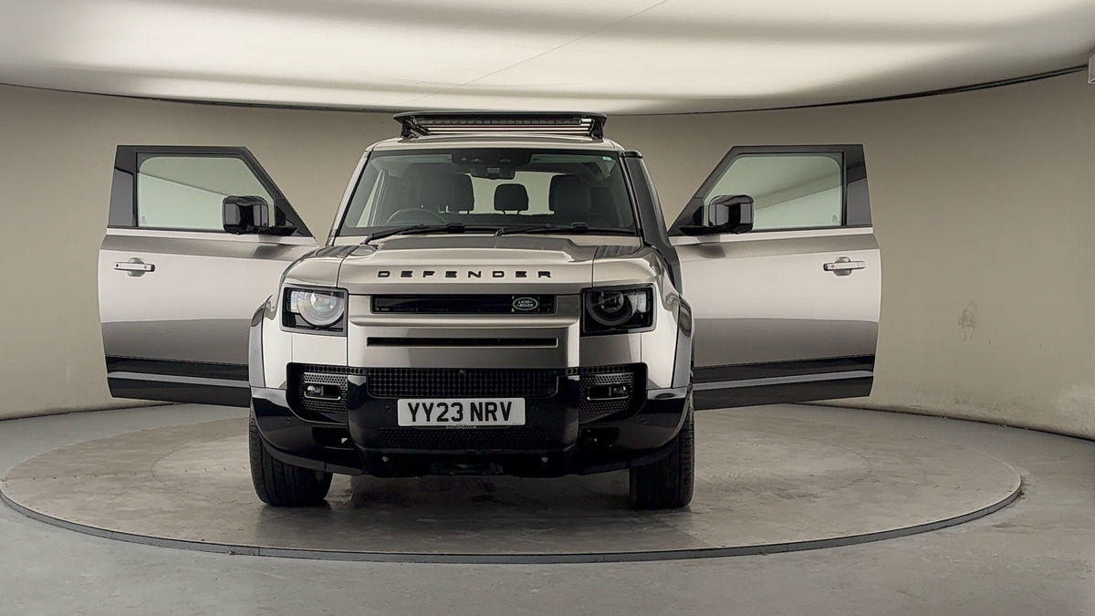 Used Land Rover Defender 2023 for sale - 77264198: Photo 52