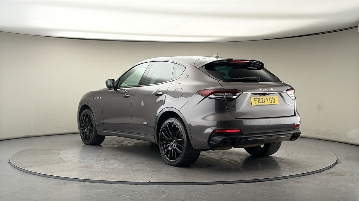 Used Maserati Levante 2021 for sale - 77921036: Photo 2
