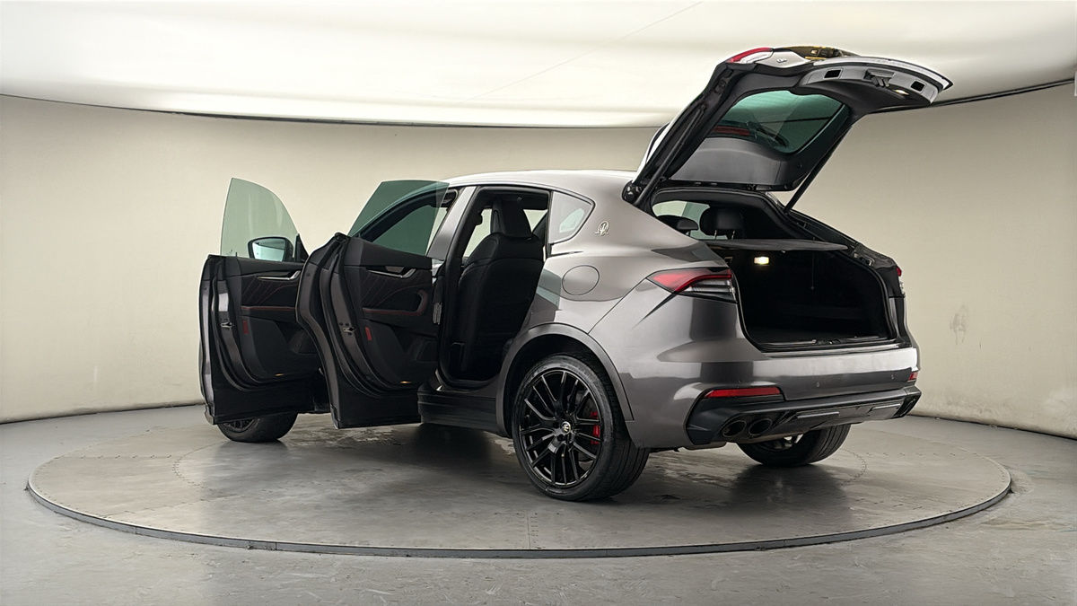 Used Maserati Levante 2021 for sale - 77921036: Photo 44