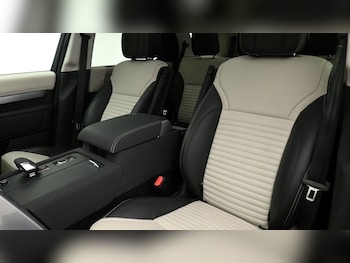 Used Land Rover Discovery 2024 for sale - 75655131: Photo