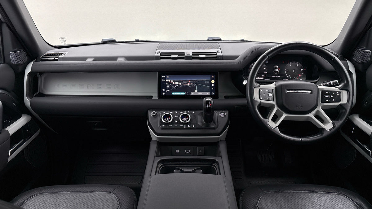 Used Land Rover Defender 110 2022 for sale - 76896701: Photo 12