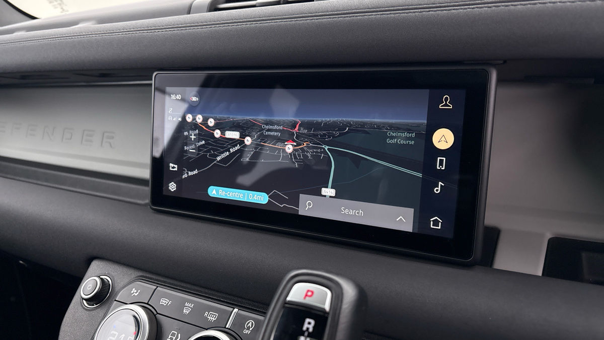 Used Land Rover Defender 110 2022 for sale - 76896701: Photo 17