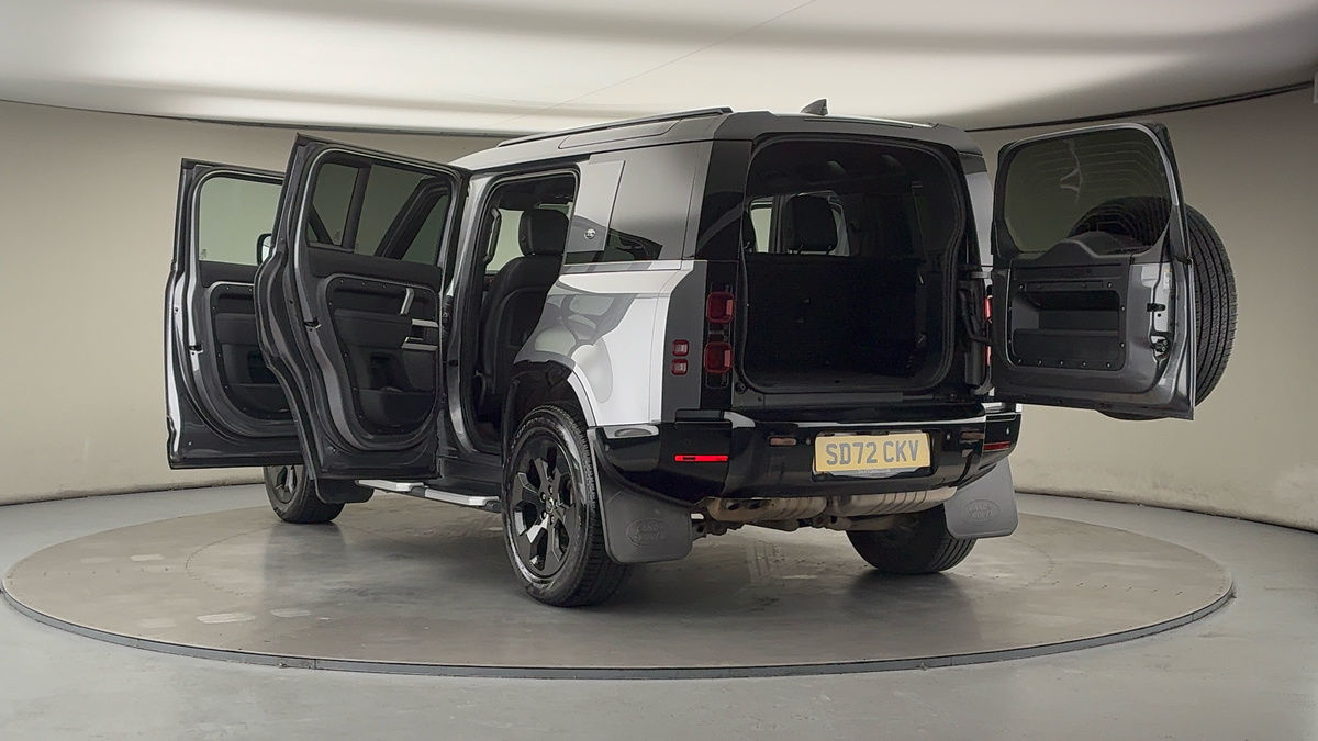 Used Land Rover Defender 110 2022 for sale - 76896701: Photo 23