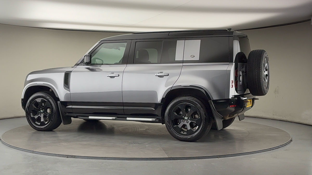 Used Land Rover Defender 110 2022 for sale - 76896701: Photo 29