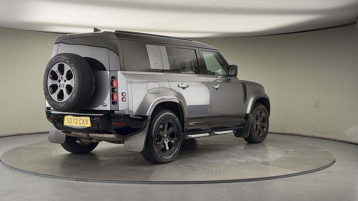 Used Land Rover Defender 110 2022 for sale - 76896701: Photo 42