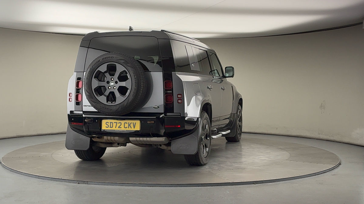 Used Land Rover Defender 110 2022 for sale - 76896701: Photo 43