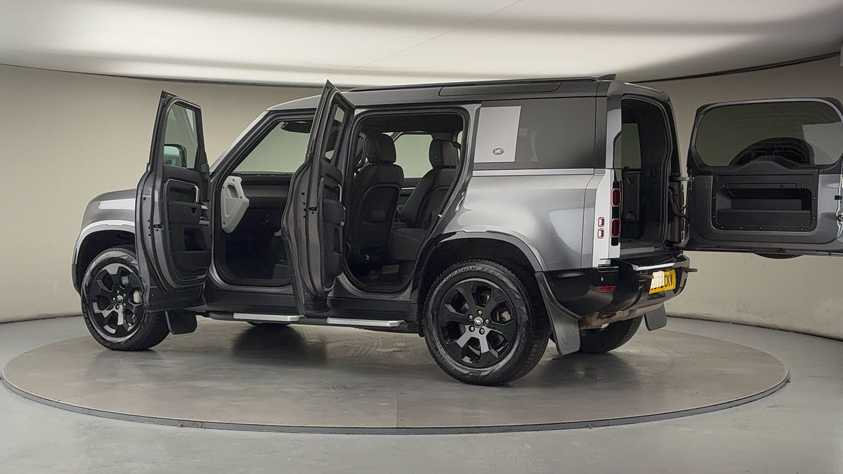 Used Land Rover Defender 110 2022 for sale - 76896701: Photo 48