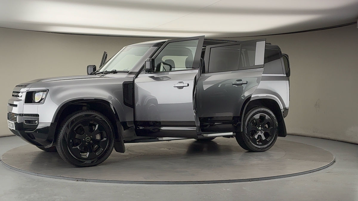 Used Land Rover Defender 110 2022 for sale - 76896701: Photo 51