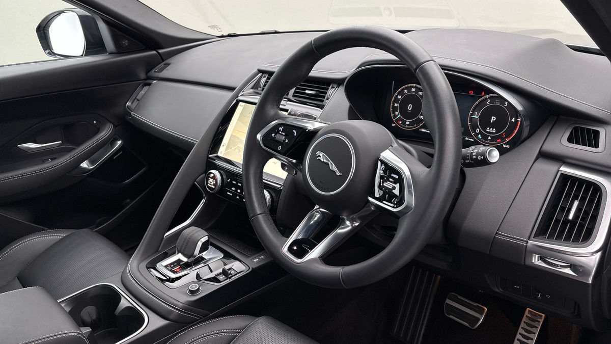 Used Jaguar E-Pace 2024 for sale - 77643448: Photo 5