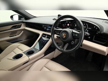 Used Porsche Taycan 2023 for sale - 75412028: Photo