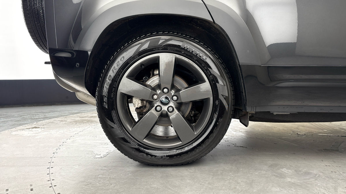 Used Land Rover Defender 110 2023 for sale - 77584247: Photo 10