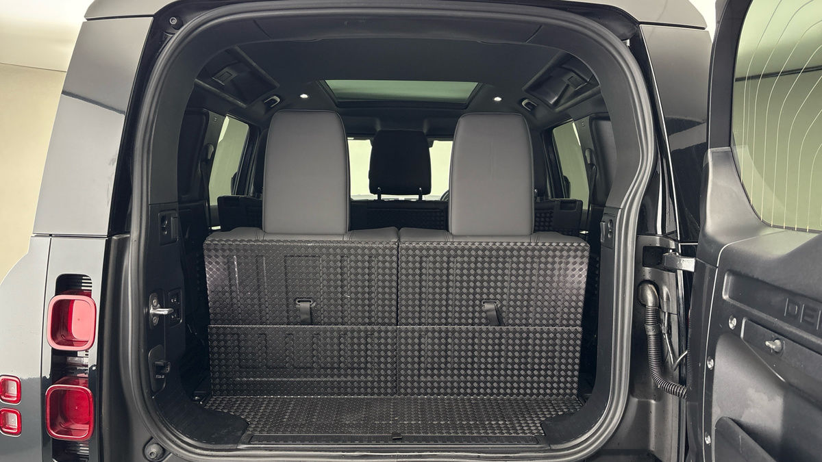 Used Land Rover Defender 110 2023 for sale - 77584247: Photo 11