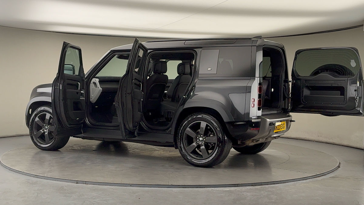 Used Land Rover Defender 110 2023 for sale - 77584247: Photo 46