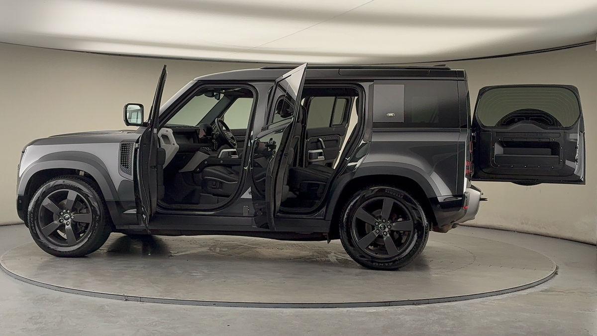 Used Land Rover Defender 110 2023 for sale - 77584247: Photo 47