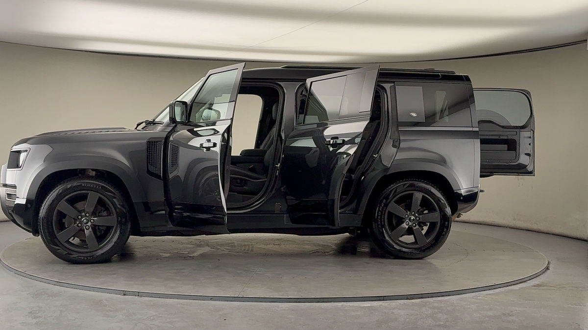 Used Land Rover Defender 110 2023 for sale - 77584247: Photo 48