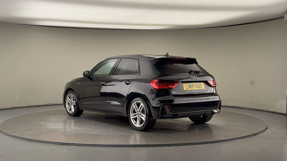 Used Audi A1 2019 for sale - 76520946: Photo 2