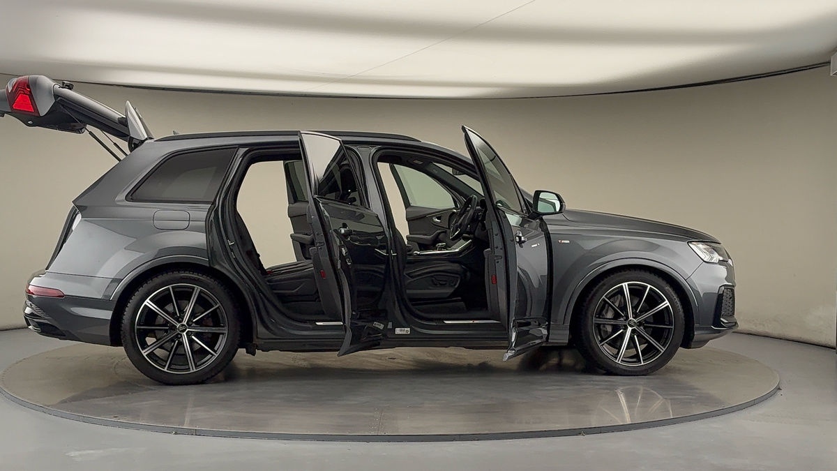 Used Audi Q7 2020 for sale - 76197985: Photo 59