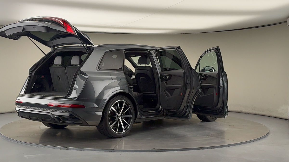 Used Audi Q7 2020 for sale - 76197985: Photo 61