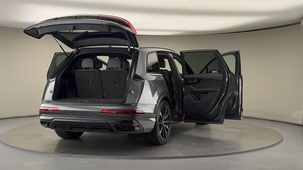 Used Audi Q7 2020 for sale - 76197985: Photo 62