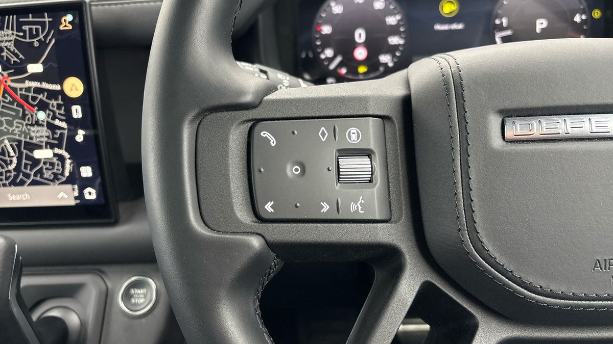 Used Land Rover Defender 2025 for sale - 77494499: Photo 13
