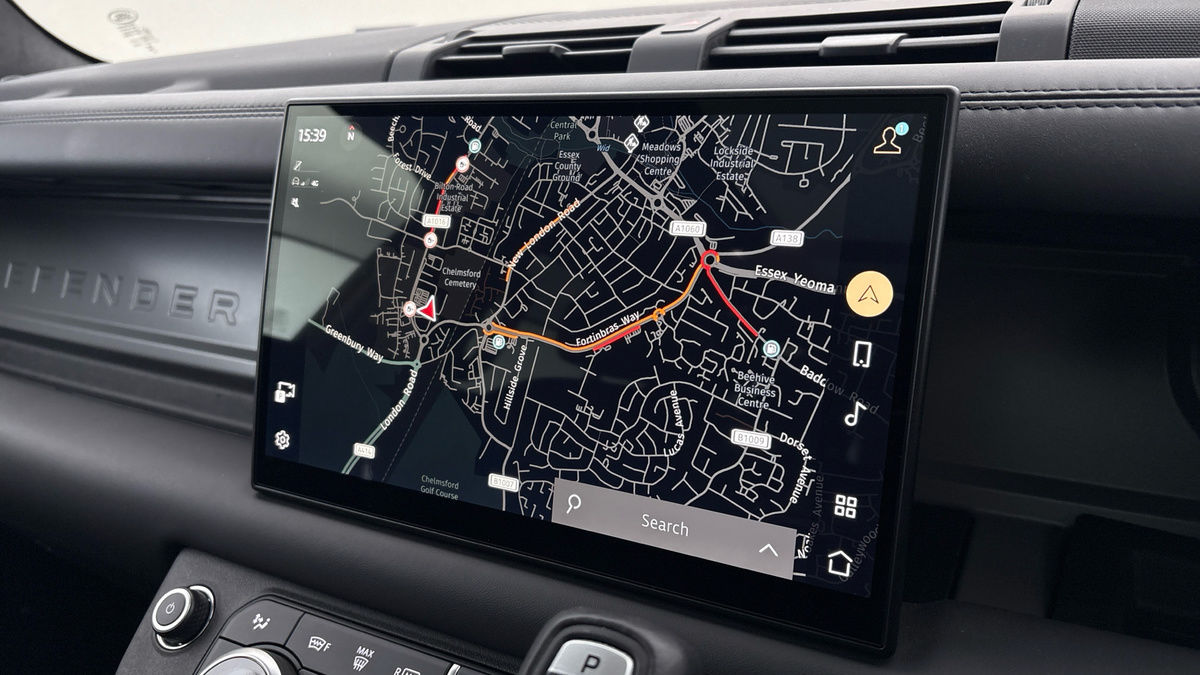 Used Land Rover Defender 2025 for sale - 77494499: Photo 17