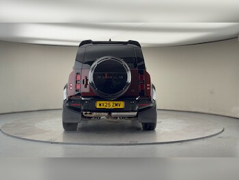 Used Land Rover Defender 2025 for sale - 77494499: Photo