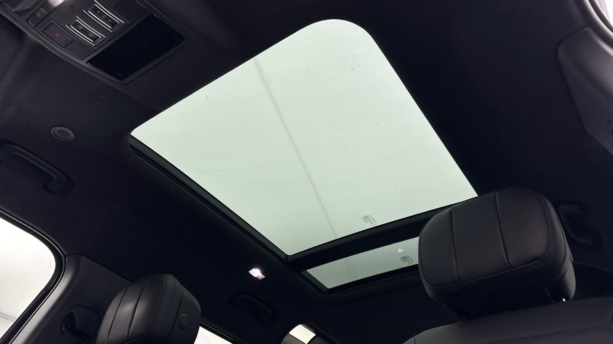 Used Land Rover Defender 2025 for sale - 77494499: Photo 6