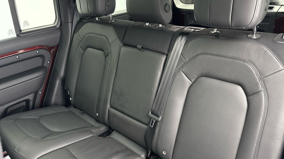 Used Land Rover Defender 2025 for sale - 77494499: Photo 8