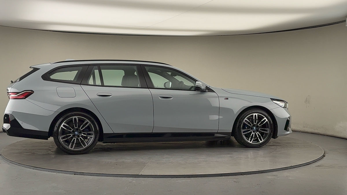 Used BMW 5 Series 2024 for sale - 77409264: Photo 38