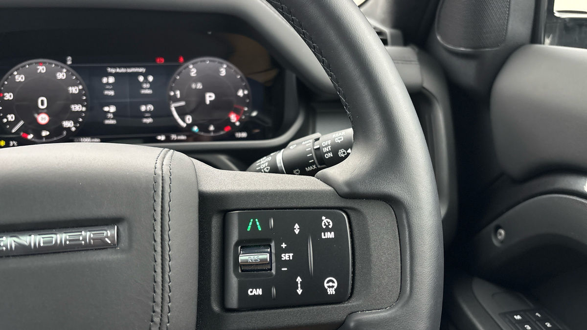 Used Land Rover Defender 110 2024 for sale - 77129253: Photo 14