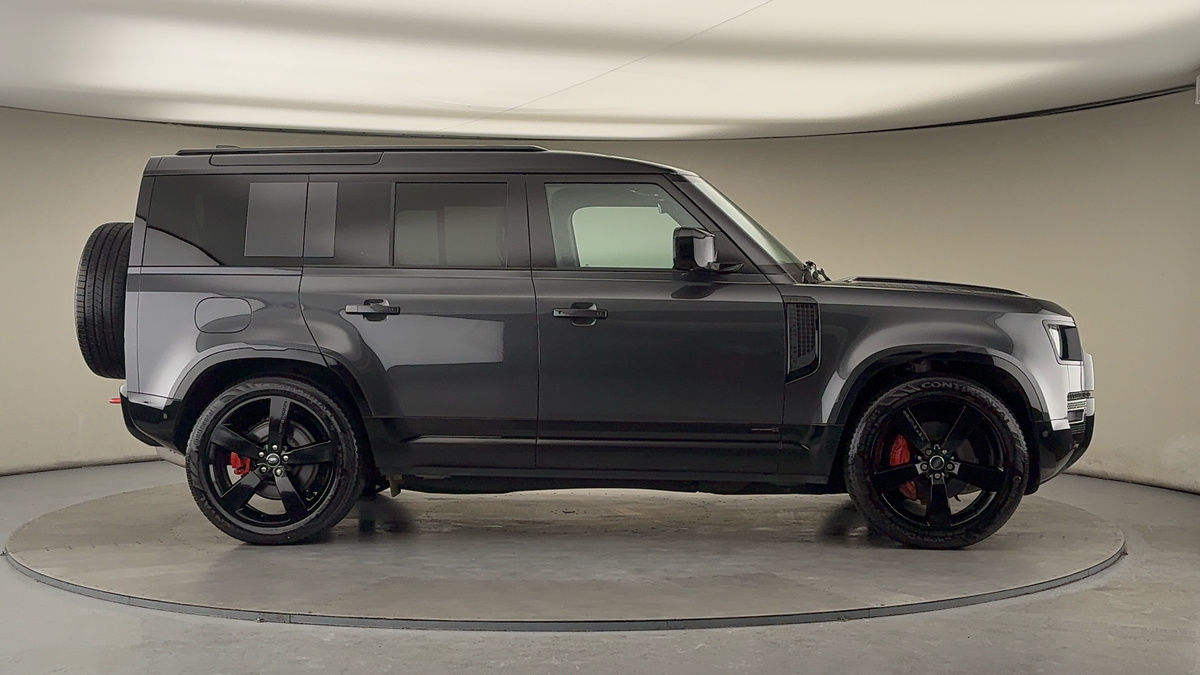 Used Land Rover Defender 110 2024 for sale - 77129253: Photo 16