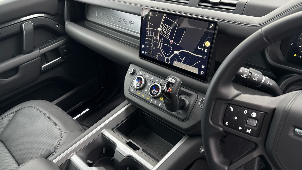 Used Land Rover Defender 110 2024 for sale - 77129253: Photo 18