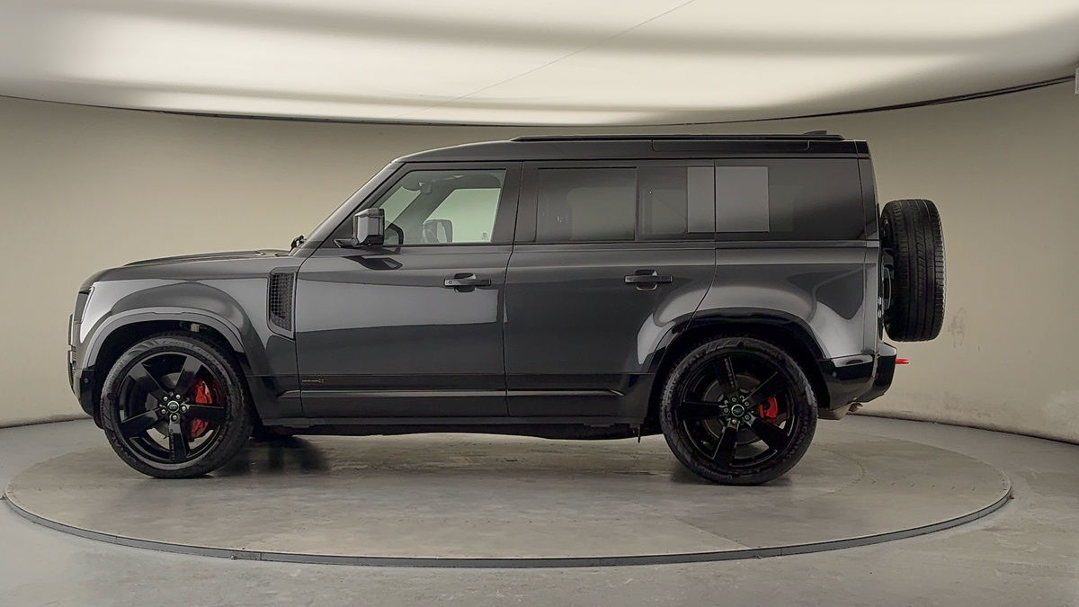 Used Land Rover Defender 110 2024 for sale - 77129253: Photo 28