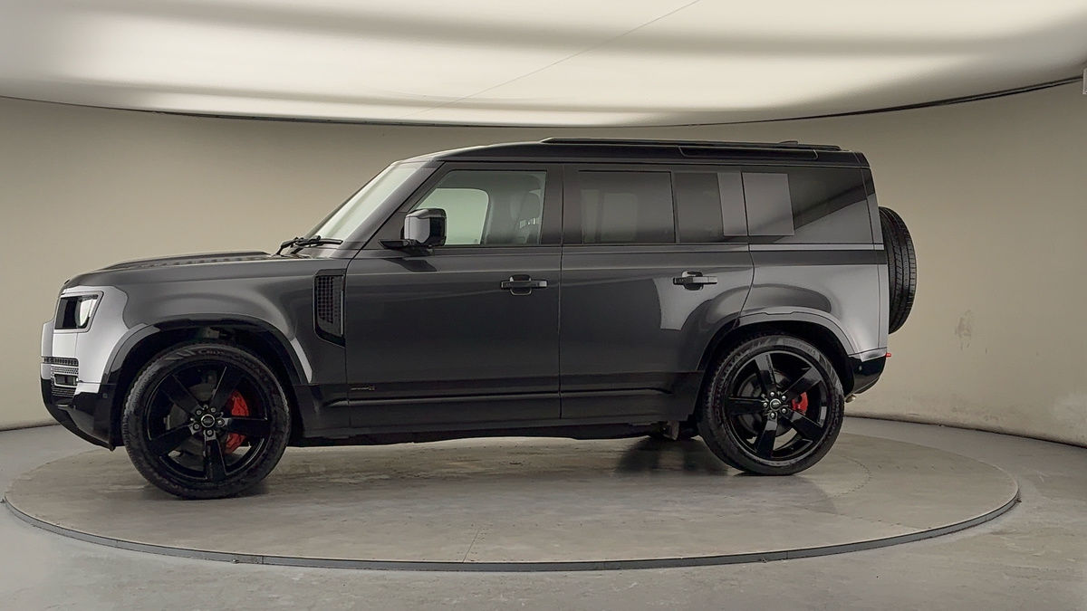 Used Land Rover Defender 110 2024 for sale - 77129253: Photo 29