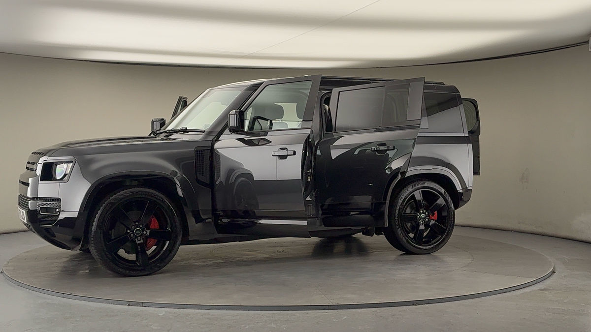 Used Land Rover Defender 110 2024 for sale - 77129253: Photo 49