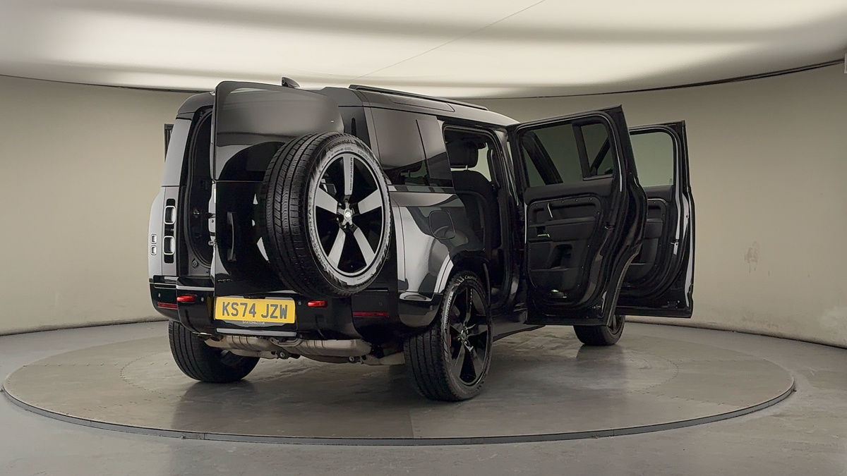 Used Land Rover Defender 110 2024 for sale - 77129253: Photo 60