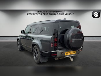 Used Land Rover Defender 130 2023 for sale - 78659248: Photo