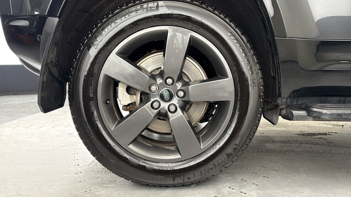 Used Land Rover Defender 110 2023 for sale - 77154144: Photo 10