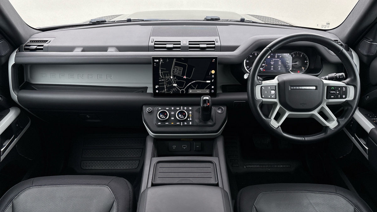 Used Land Rover Defender 110 2023 for sale - 77154144: Photo 12