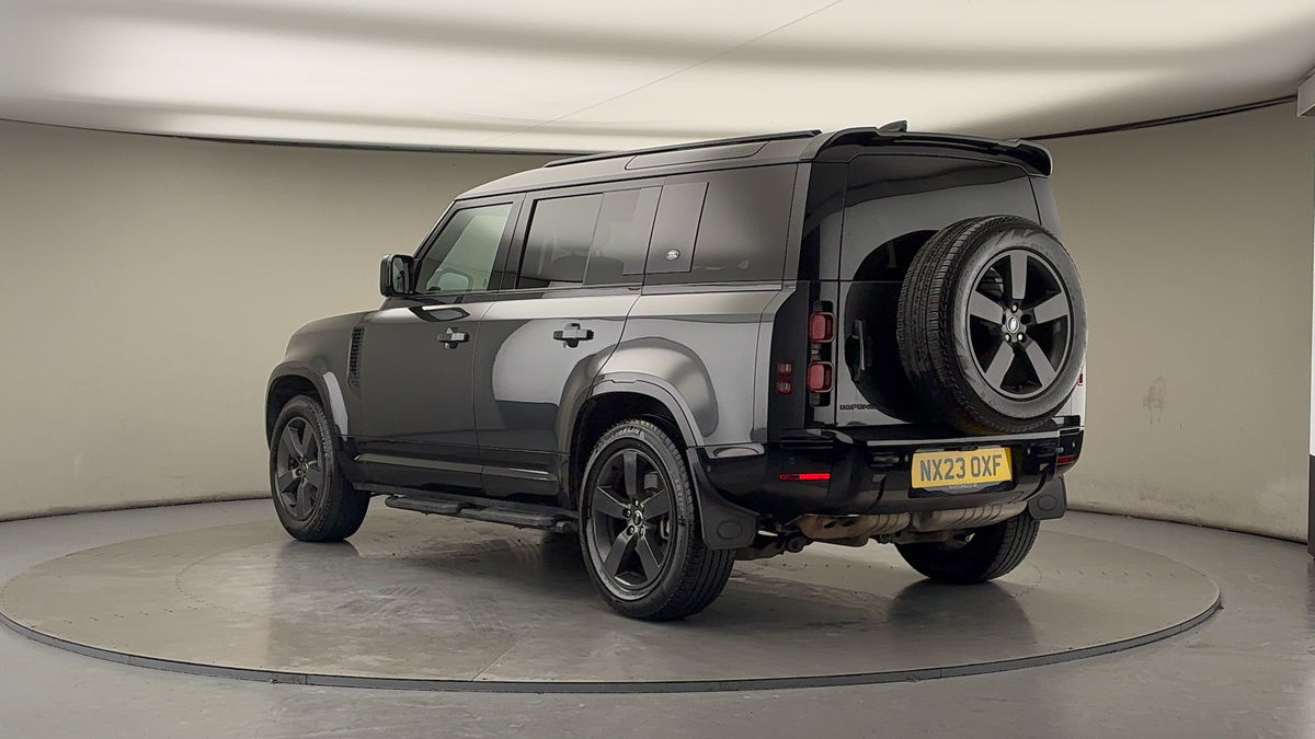 Used Land Rover Defender 110 2023 for sale - 77154144: Photo 2